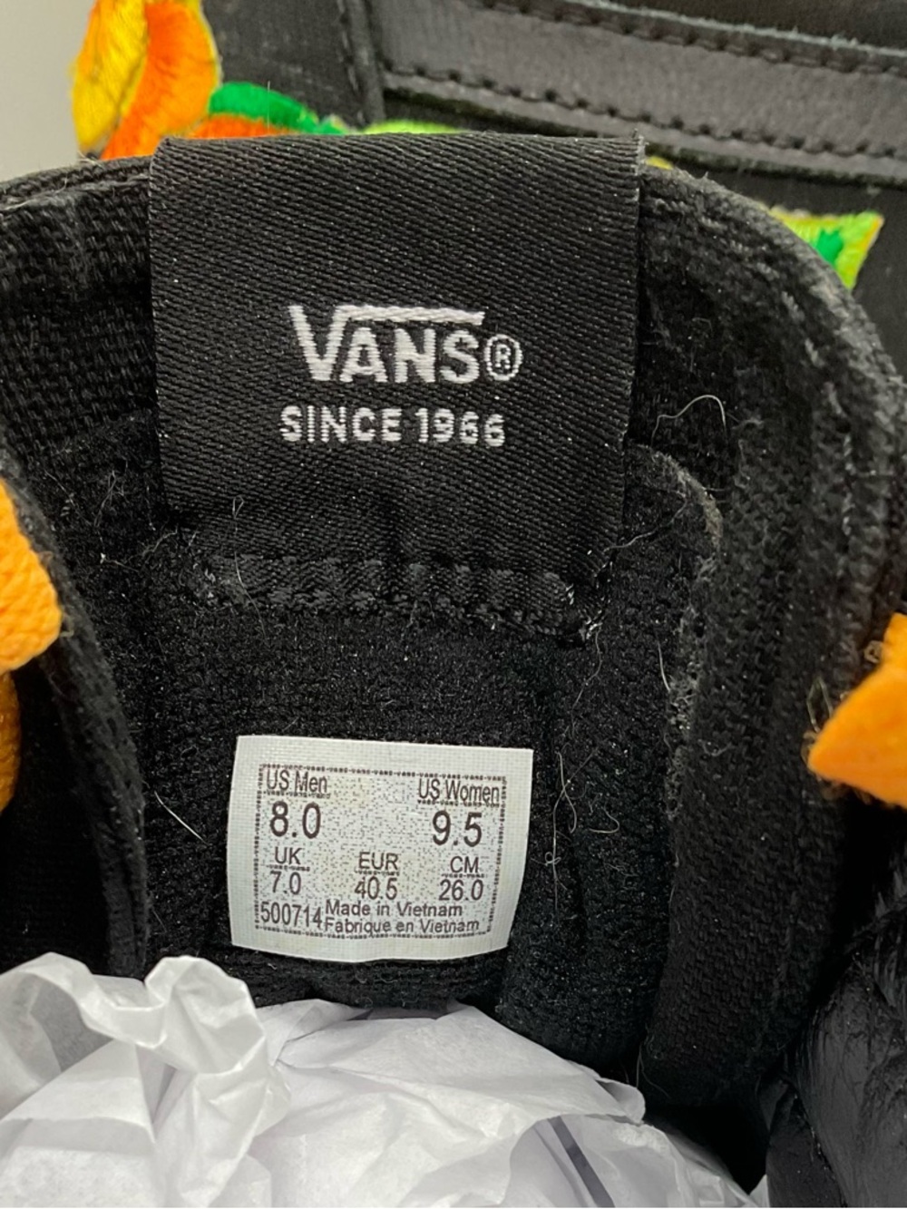 CUSTOM Vans SK8 Hi-Tops in black with beautiful embroidered flowers women’s 9.5 - Picture 8 of 8